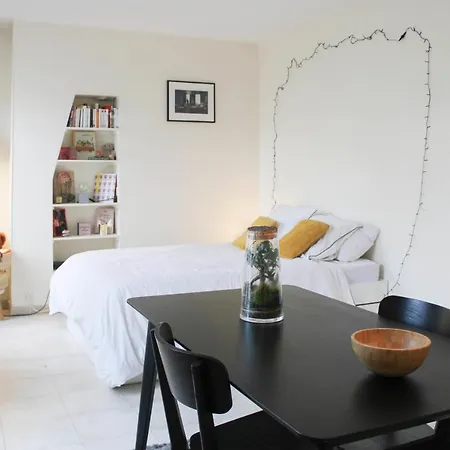 26 M Cocoon With Eiffel Tower View Appartamento